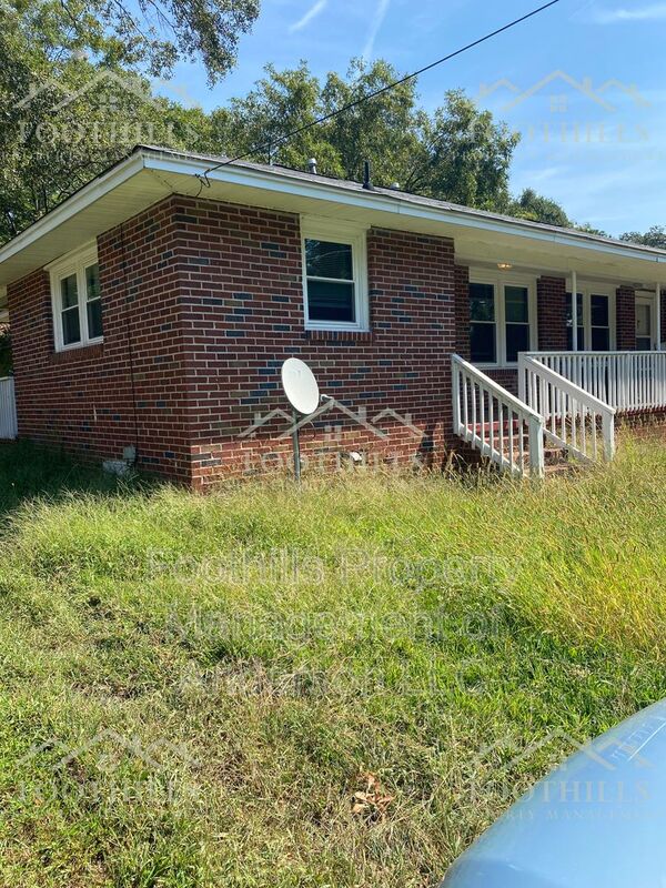 Anderson Condo: 3315 Berry Ln