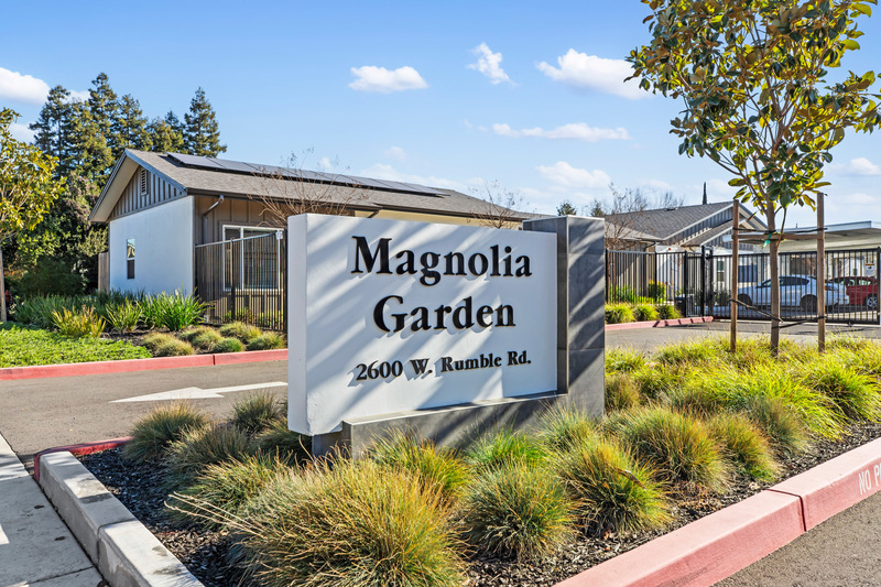 Modesto Condo: 2600 W Rumble Rd