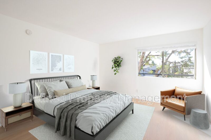 Northridge Condo: 10020 Zelzah Avenue