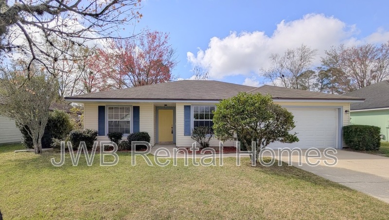 Jacksonville House: 8564 Mayall Dr
