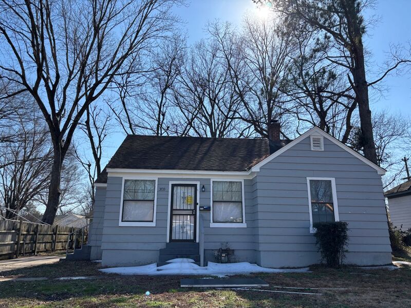 Memphis House: 3733 Vernon Ave