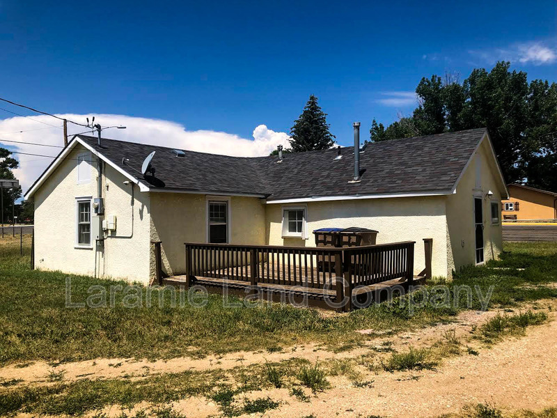 Laramie House: 2582 West Jackson Street