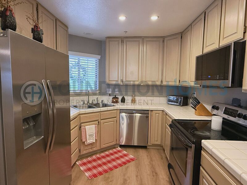 Novato House: 38 Bridle Path Ln
