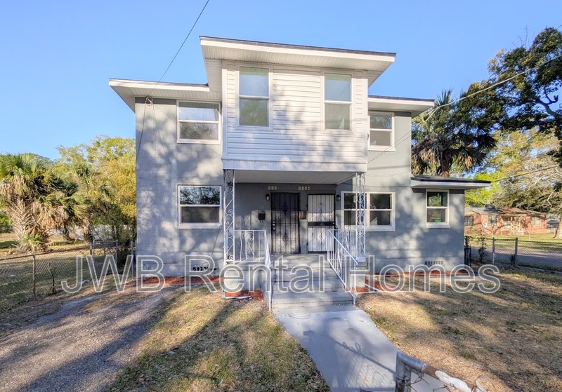 Jacksonville Condo: 3322 Davis St N