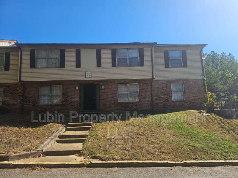 Memphis Condo: 2839 Coach Dr