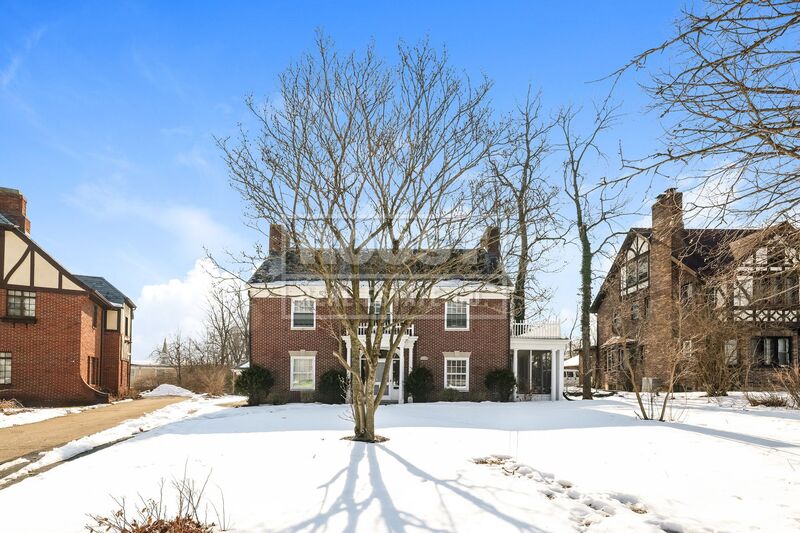 Dayton House: 448 Red Haw Rd.