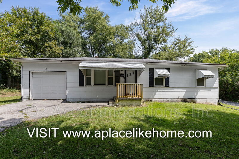 Kansas City House: 9811 Marsh Ave