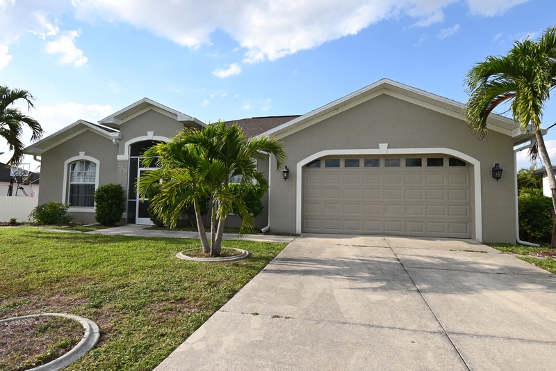 Cape Coral House: 2649 Southwest 32nd Street