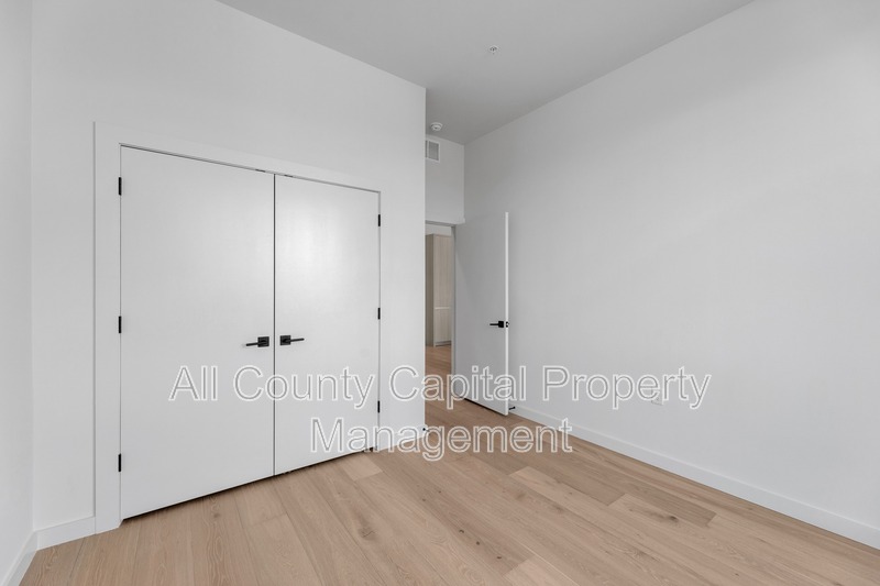 Main Rental Photo 12
