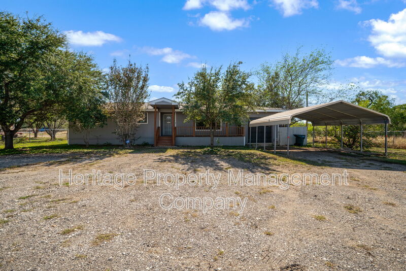 San Antonio House: 7590 New Sulphur Springs Road