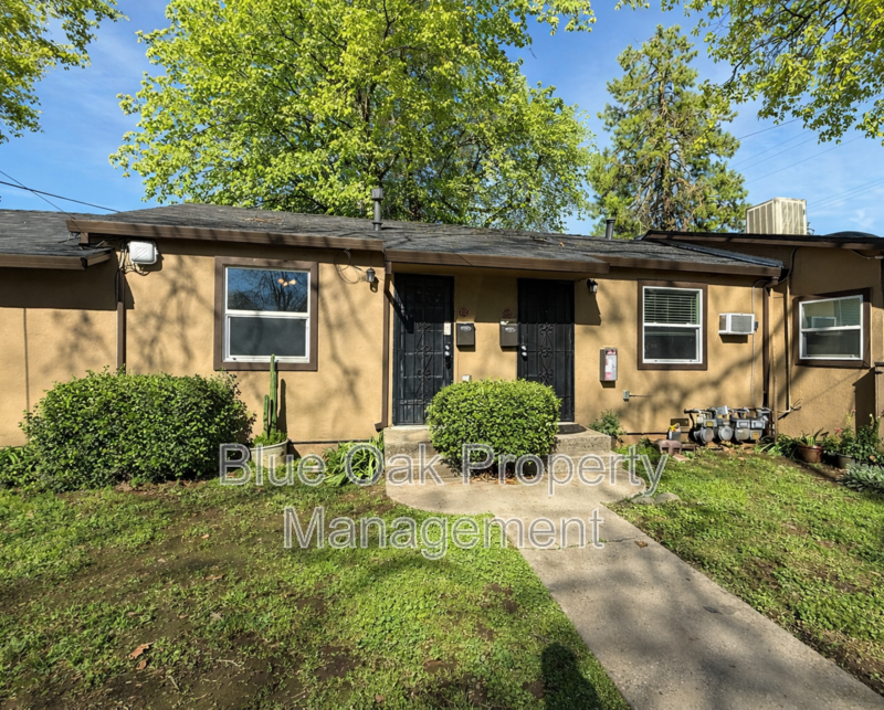 Chico House: 432 West 17th Street