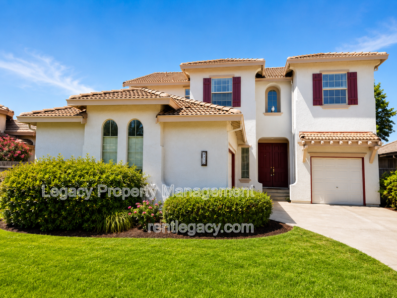 Rancho Cordova House: 4312 Accordion Way