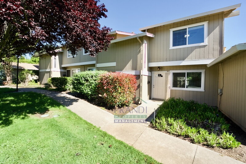 Novato Condo: 1 Oliva Drive