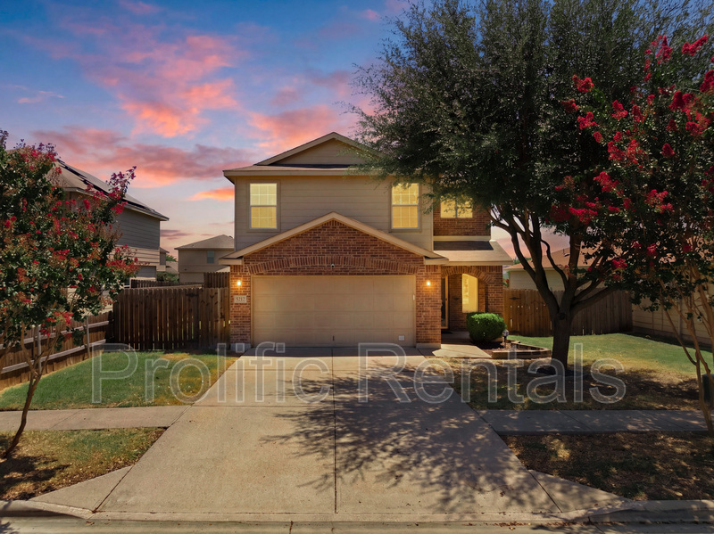 Killeen House: 5212 Capricorn Loop