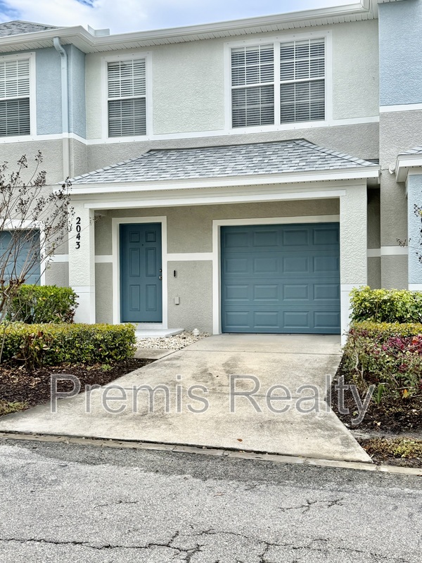 Clearwater Condo: 2043 Strathmill Drive