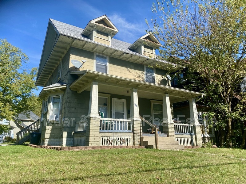 Akron House: 999 West Exchange Street