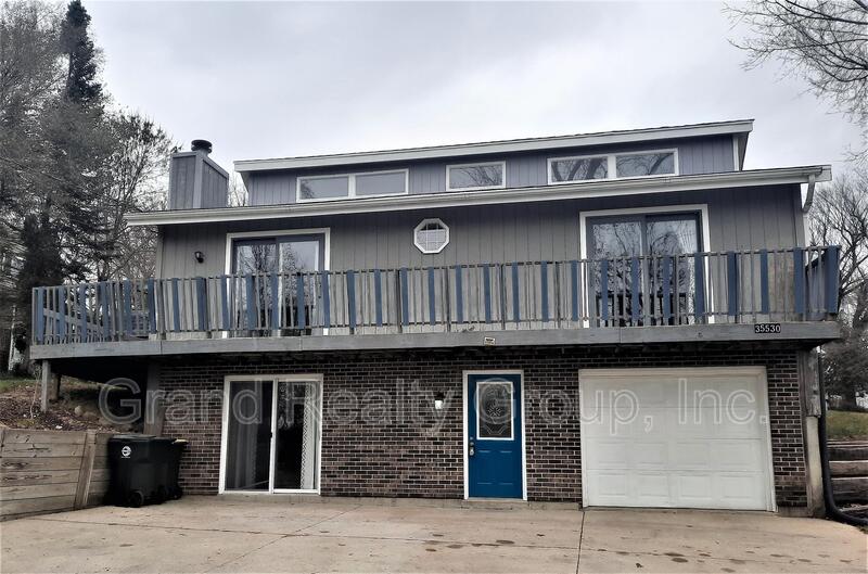 Ingleside House: 35530 Tami Lane