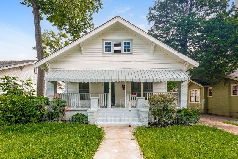 Birmingham House: 4617 Court S