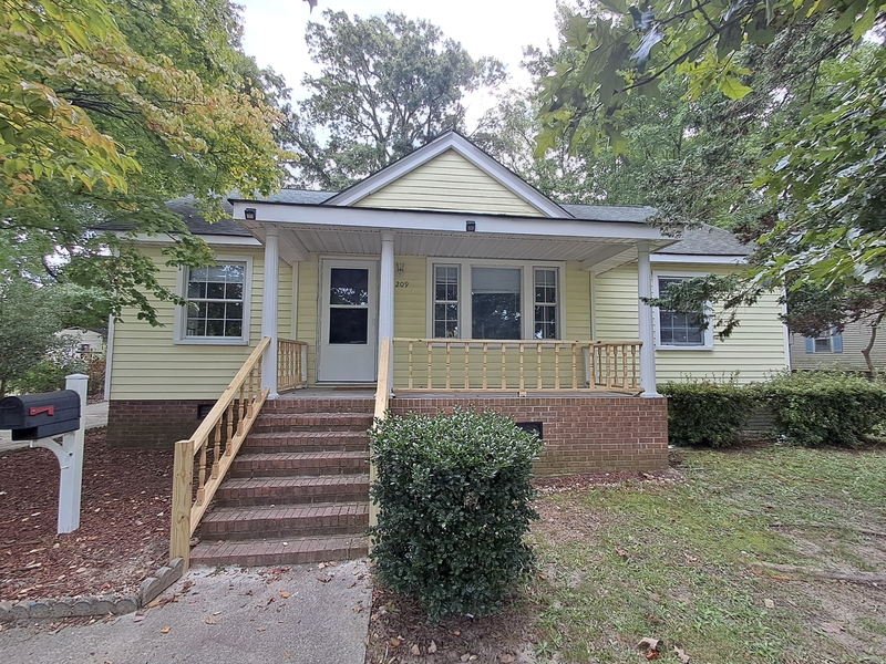 Greenville House: 1209 South Greene Street