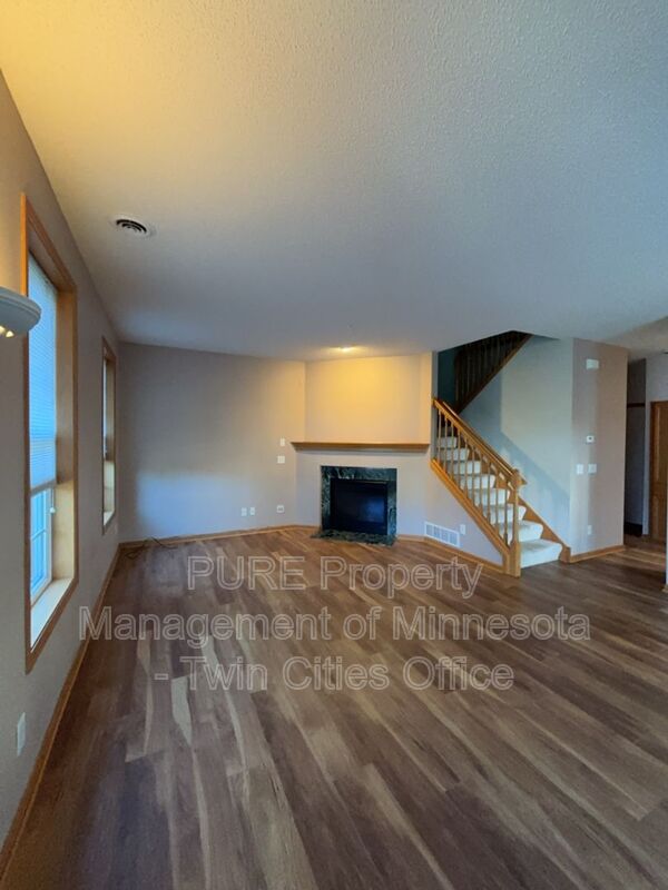 Chaska Townhome: 1033 Traditions Ct
