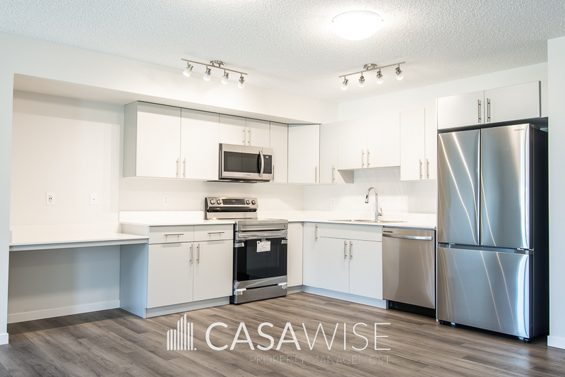 Edmonton House: 17214 9B Avenue Southwest