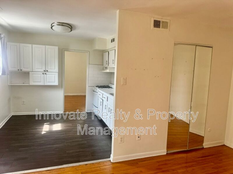 Philadelphia House: 9513 Hoff St