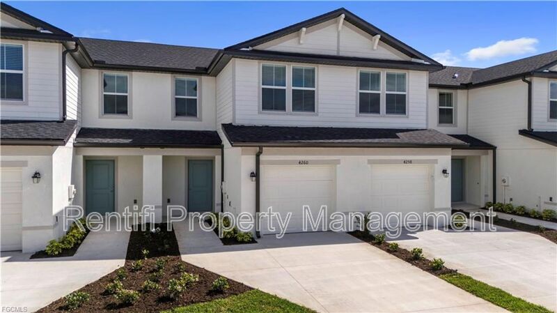 North Fort Myers Townhome: 4260 Canova St