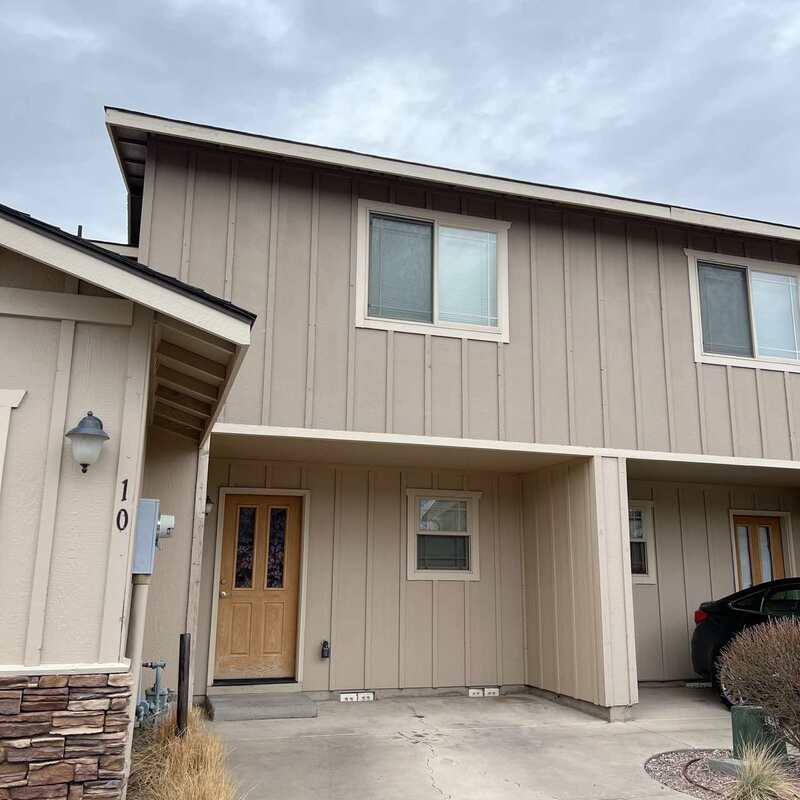 Redmond Condo: 2250 SW 21st St