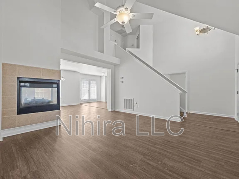 Holly Springs House: 148 Danesway Dr