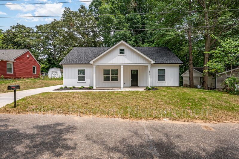 Gastonia House: 412 Hampton Street