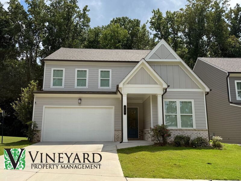 Holly Springs House: 265 Birchwood Row