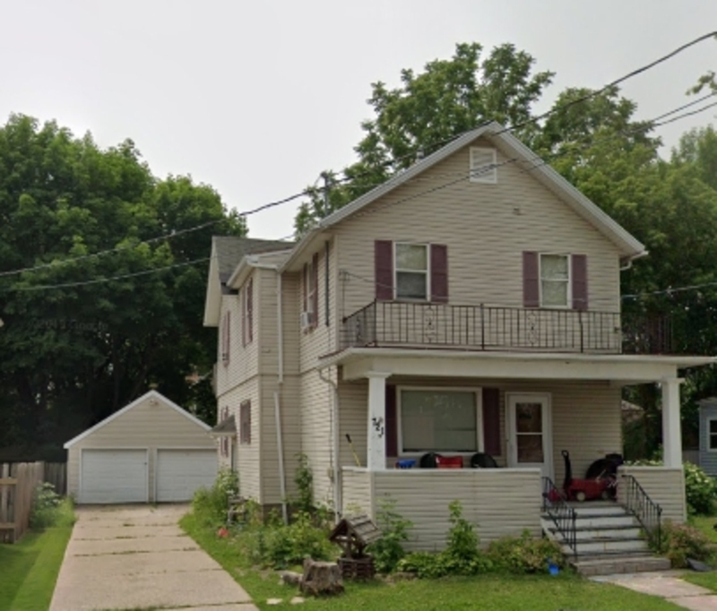Appleton Condo: 721 West Lawrence Street - 721