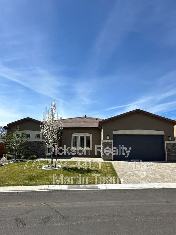 Reno House: 8370 Simsbury Drive