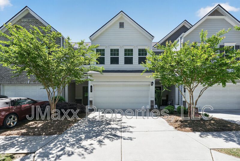 Holly Springs Townhome: 185 Madison Bend