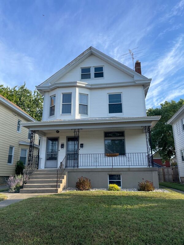 Cincinnati Condo: 2418 Robertson Ave