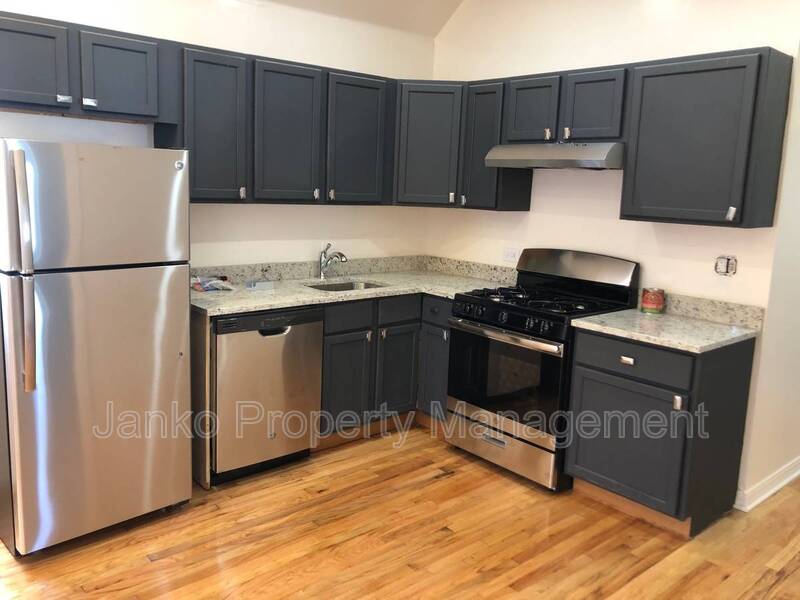 Chicago Condo: 5906 S La Salle St