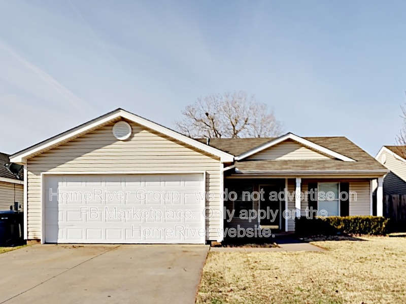 Yukon House: 1013 Edinburg Dr