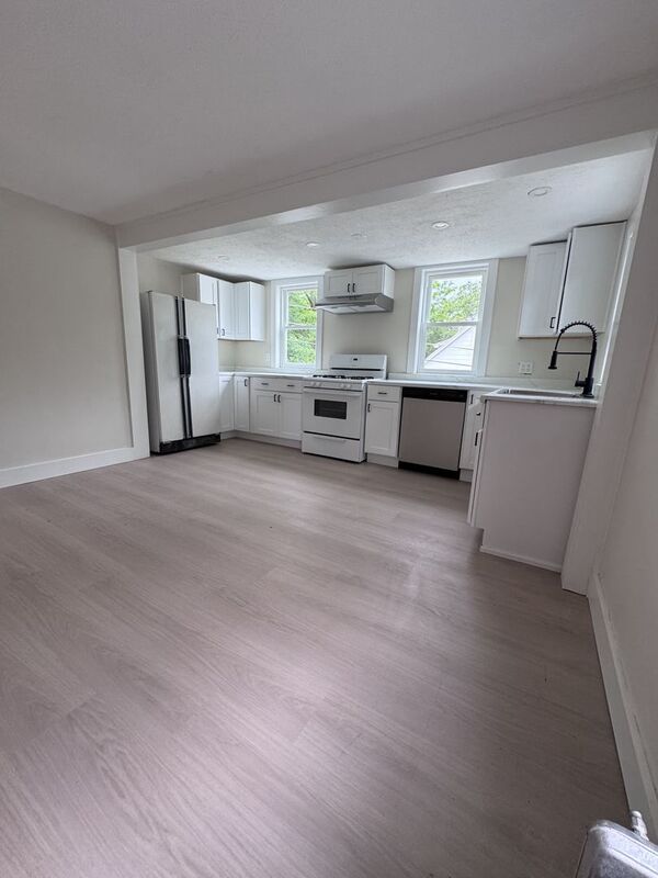 Rochester Condo: 22 Fleming Street