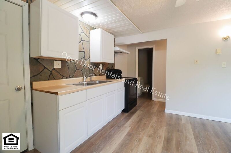 Butler Condo: 501 N Broadway St