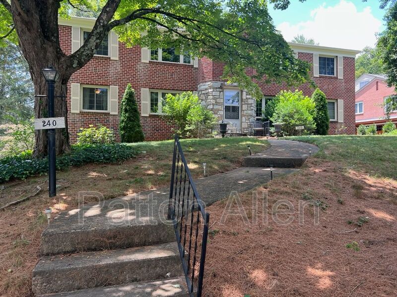 Asheville Condo: 240 Kimberly Ave