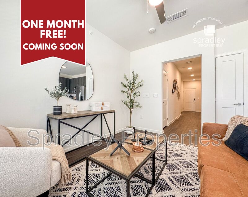 Belton Condo: 710 Shine St