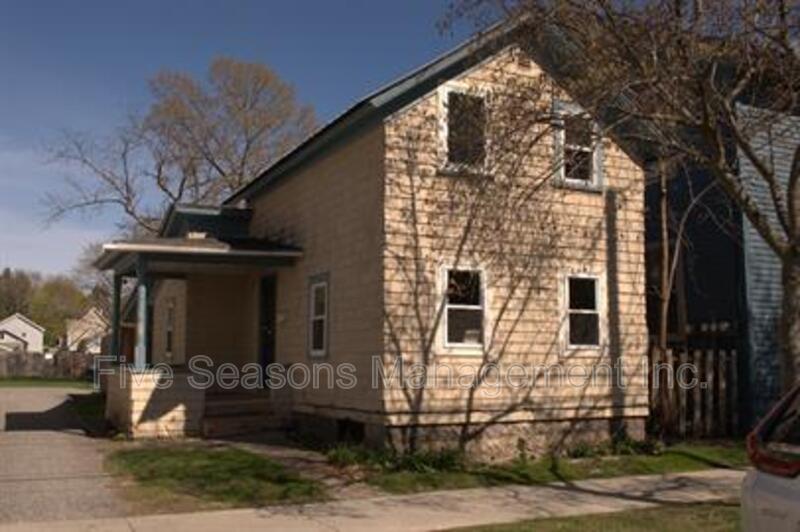 Burlington House: 124 North Winooski Avenue