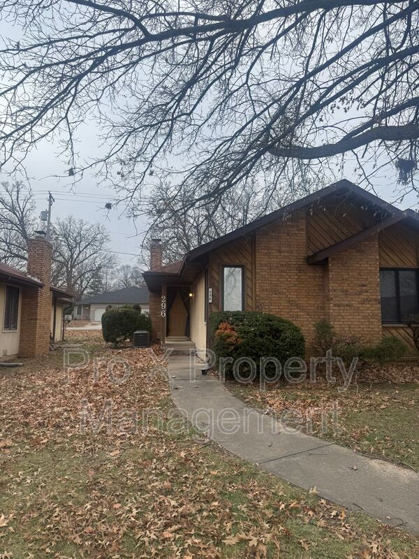 Nixa Condo: 296 W Streamside Ct