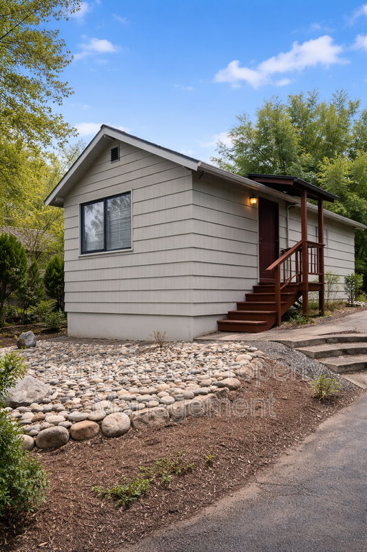 Portland House: 9320 SW 3rd Ave