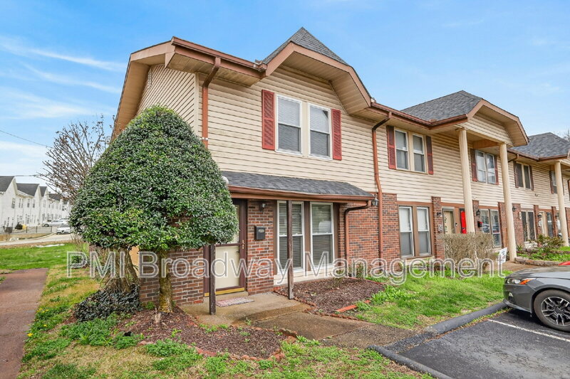 Nashville Condo: 500 Paragon Mills Road