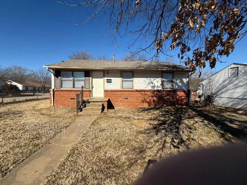 Tulsa House: 337 W 47th St N