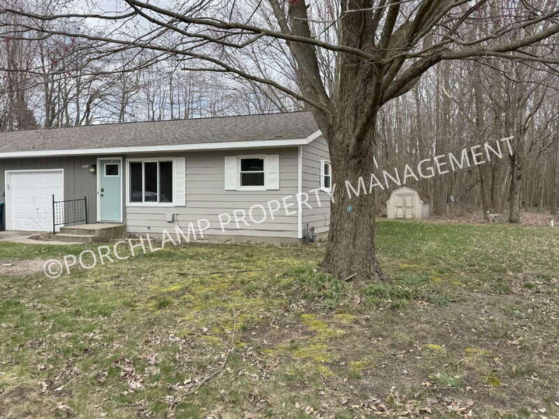 Spring Lake Condo: 18580 168th Avenue