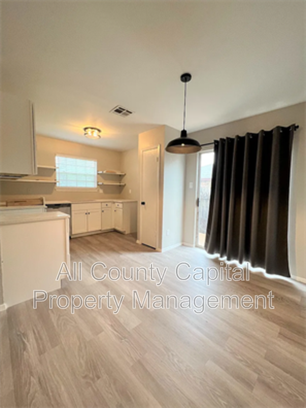 Main Rental Photo 9