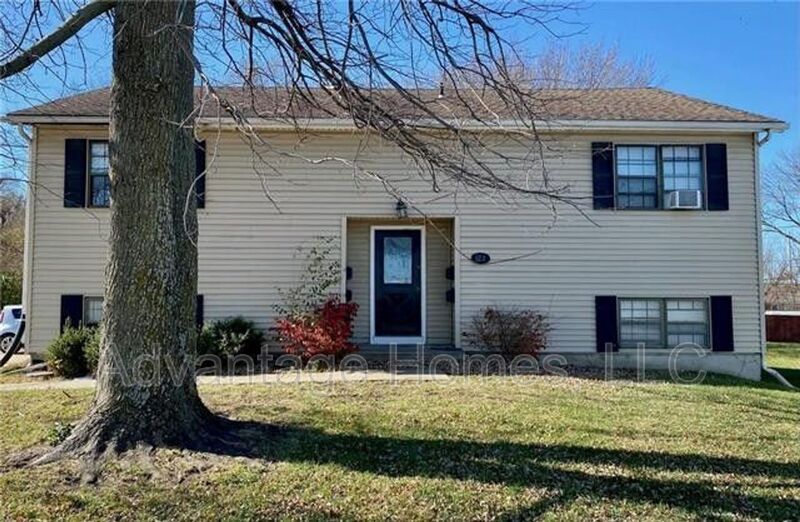 Olathe Condo: 123 S Chester St