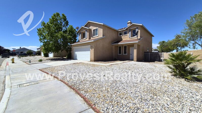 Victorville House: 13298 Spicewood Ct